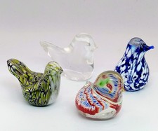 4 Very Attractive Studio Glass Glass Birds Including Millefiori