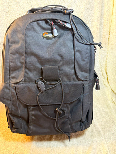 Lowepro padded camera - lowepro,