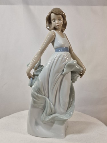 Pre owned spanish porcelain - owned,