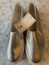 BNWT By TU Size 6 Silver