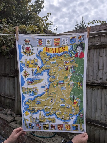 Vintage wales souvenir linen - vintage,