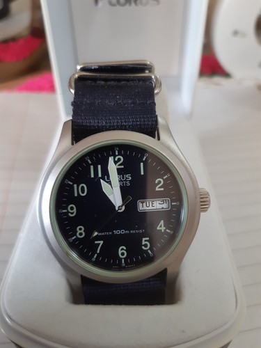 Gents lorus day date - lorus,