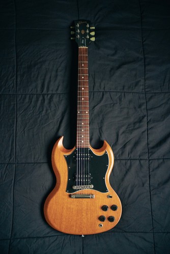 Gibson standard tribute - sg,