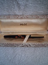 Pilot Hira-Maki-e "ume" Deluxe