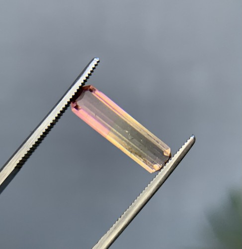 Natural pink golden bi - pink,