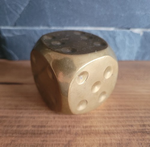 Large vintage brass dice - large,