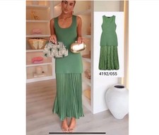 ZARA WOMAN SS25 GREEN PLEATED