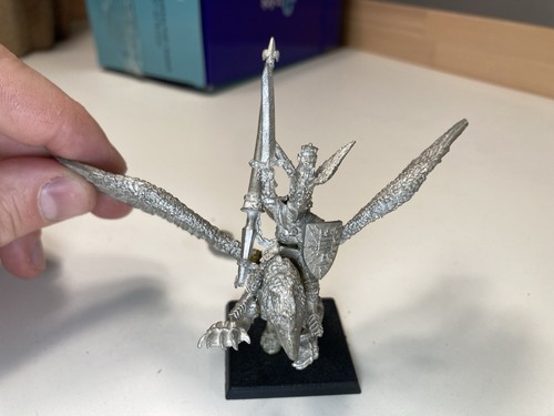 Warhammer bretonnian louen - bretonnian,