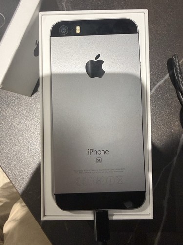 Iphone unlocked - iphone, se