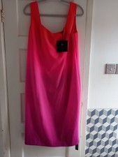 Stunning Ariella Ombre Print Sweetheart Neck Bodycon Dress - Size 16