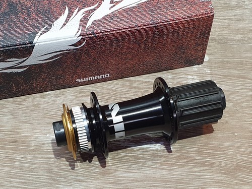 10mm 135mm shimano saint thru - shimano,