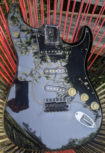 Strat style loaded - strat, body