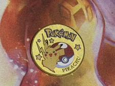 Pokemon Pikachu pokeball Gold
