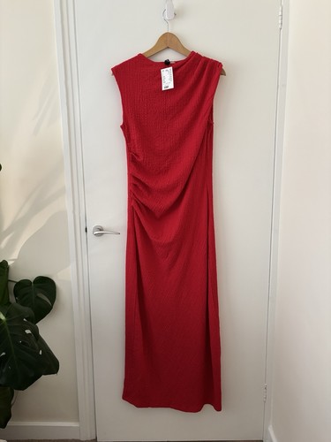 Red draped bodycon maxi - red,