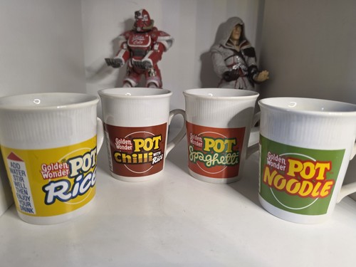 Vintage collectible set pot - of,