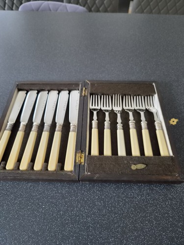 Vintage 12pc cutlery set - 12pc,