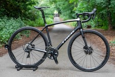 Trek Emonda SLR 8 Dura Ace 9120  Disc Carbon Road Bike 56cm Large Carbon Wheels