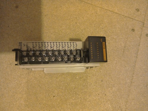 Omron plc cqm1 id212 - omron,