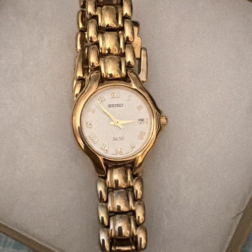 Seiko women s - sq, quartz