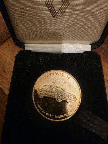 1989 renault car launch - renault,