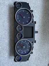 Touareg 7L Diesel Colour MFD Instrument Cluster. Works But Requires Repair