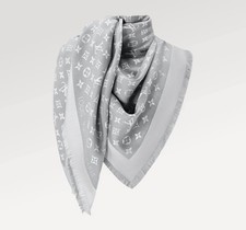 Louis Vuitton Shawl 