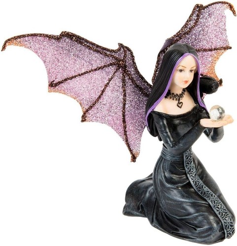 Lady kneeling figurine wings - kneeling,