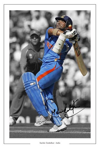Sachin tendulkar signed photo - sachin,