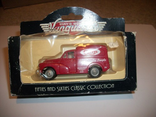 Lledo morris minor van mint - lledo,