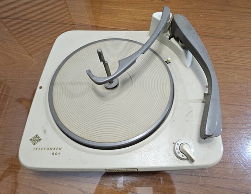 Telefunken labeled turntable - labeled,