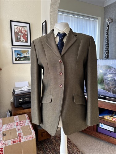 Stunning tweed type - stunning,