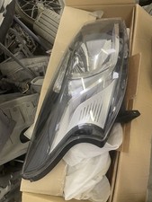 Renault Traffic Off Side Headlight Non DRL