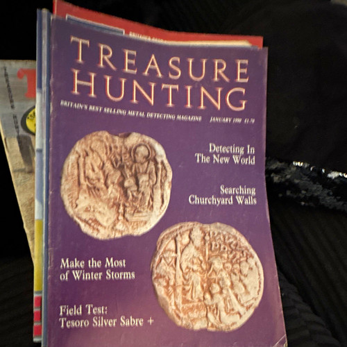 Treasure hunting magazine - hunting,