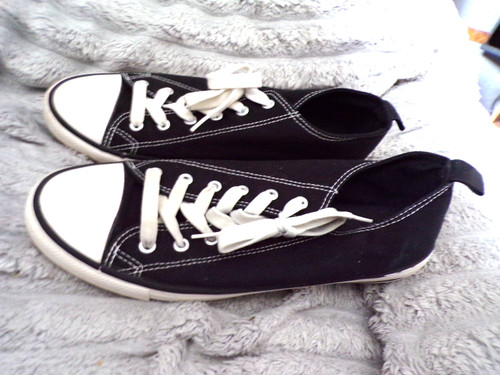 Primark black canvas trainers - black,