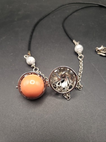 Angle caller pendant with - caller,