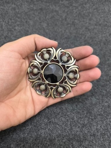 Thistle kilt plaid brooch - kilt,