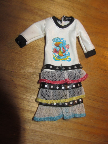 Moxie girlz dolls dress - , fits