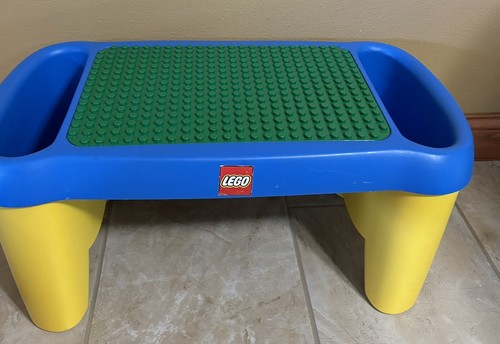 Lego duplo lap - duplo, table