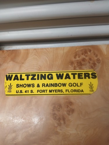 Vintage waltzing waters fort - waltzing,