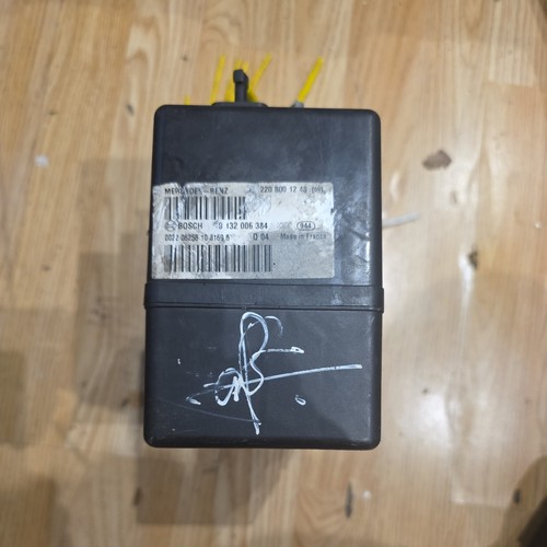 Central locking pump mercedes - locking,
