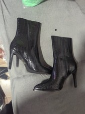 BOOHOO WIDE FIT SIZE 8  BLACK SNAKE STYLE ANKLE BOOTS. BRAND NEW NO BOX