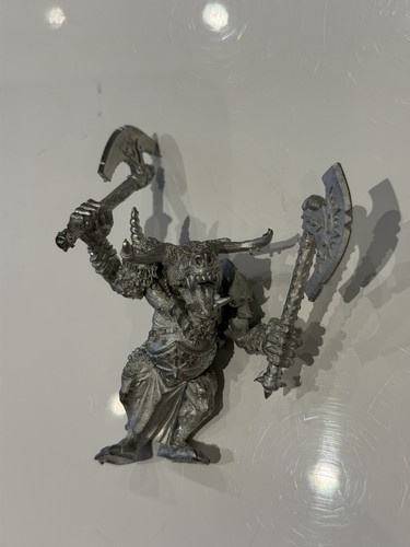 Warhammer classic minotaur - warhammer,