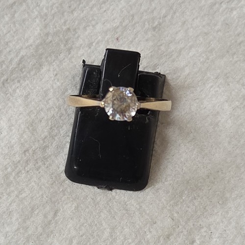 9ct 375 yellow gold - 375,