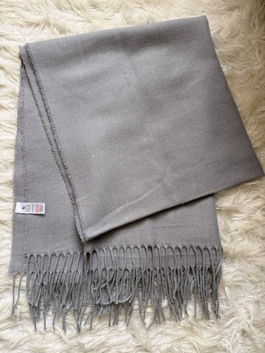 Ladies grey scarf - tu,