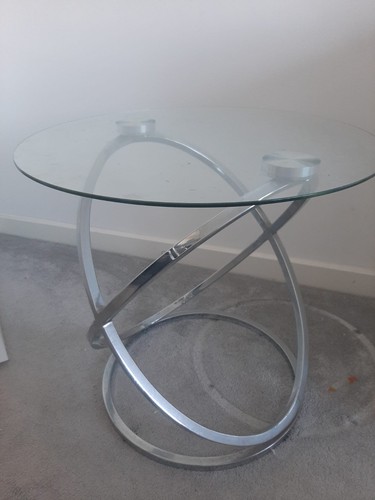 Next side table with clear - table,