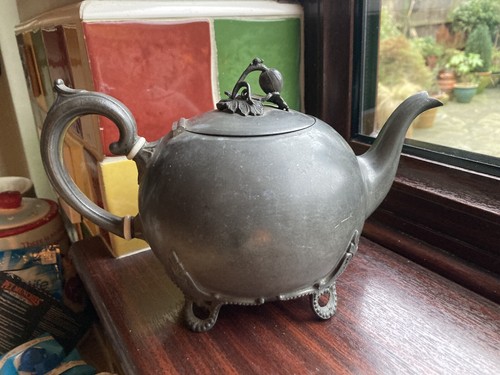 Victorian pewter teapot 725g - pewter,