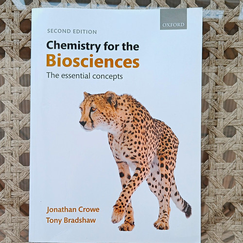 Chemistry for the biosciences - for,