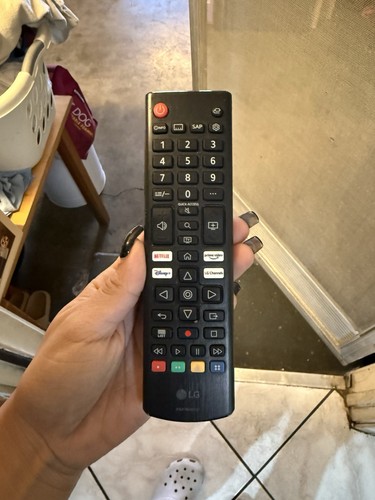 Flat screen tv - screen,
