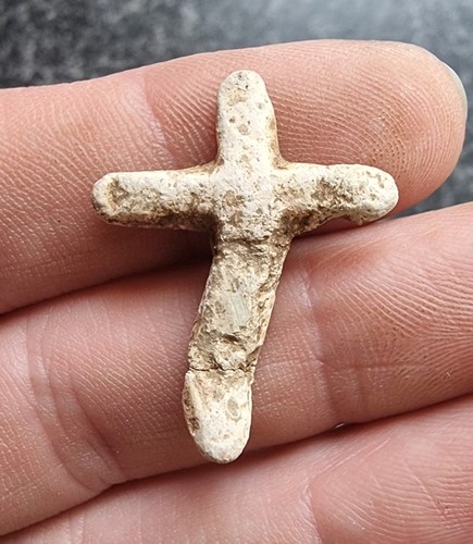 Medieval lead pilgrim - medieval, /
