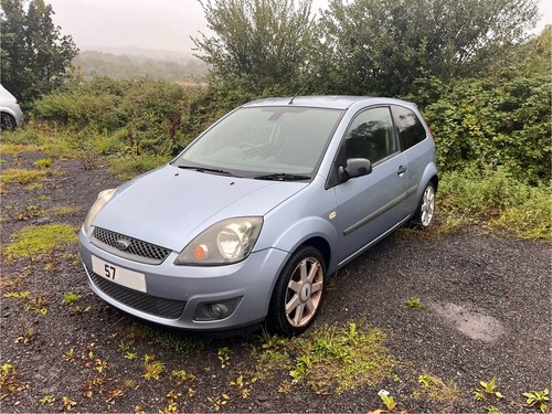 Ford fiesta mk6 breaking - fiesta,